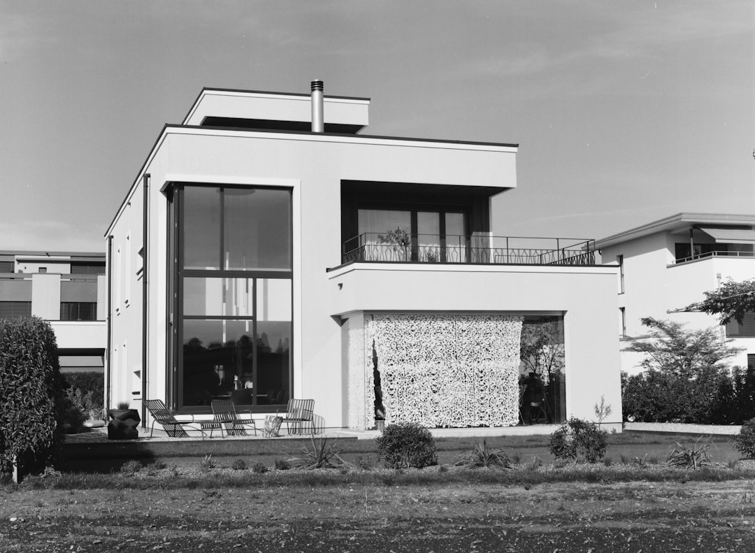 aut architecto 28