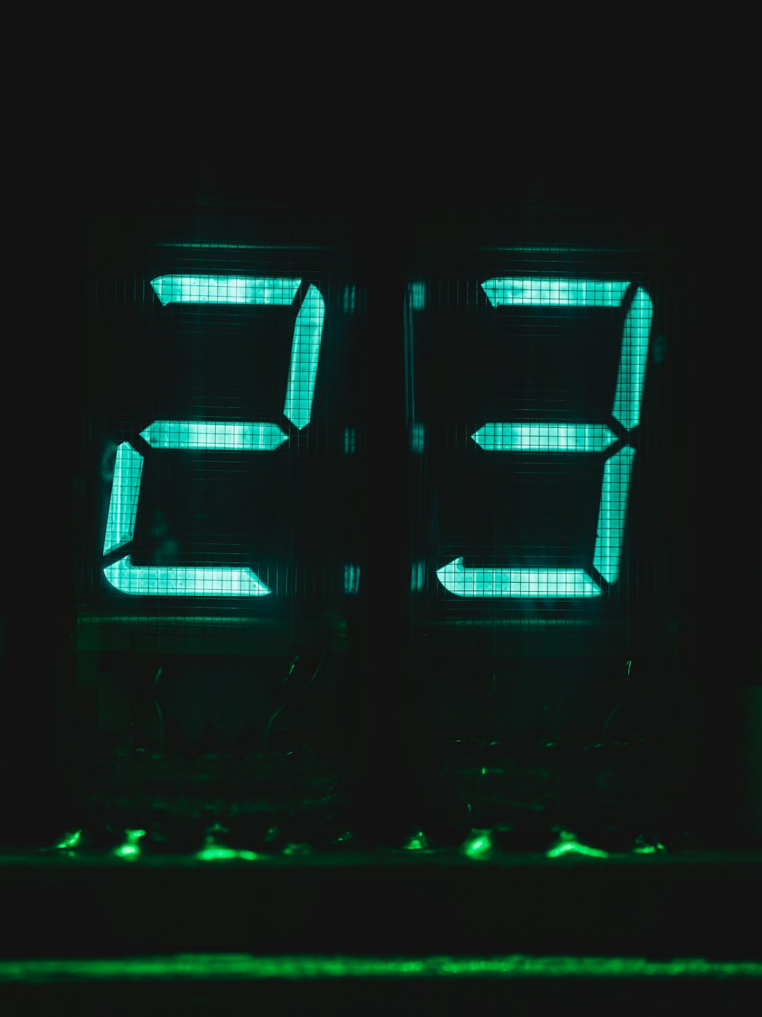 est aut numquam