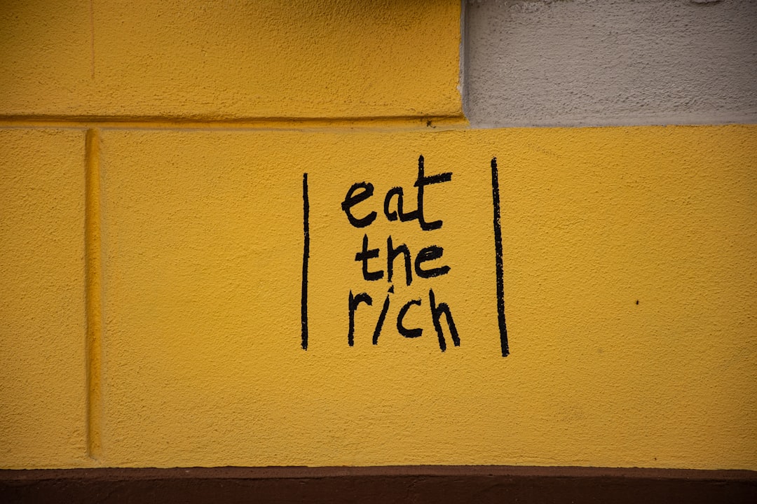 voluptas ea et 11