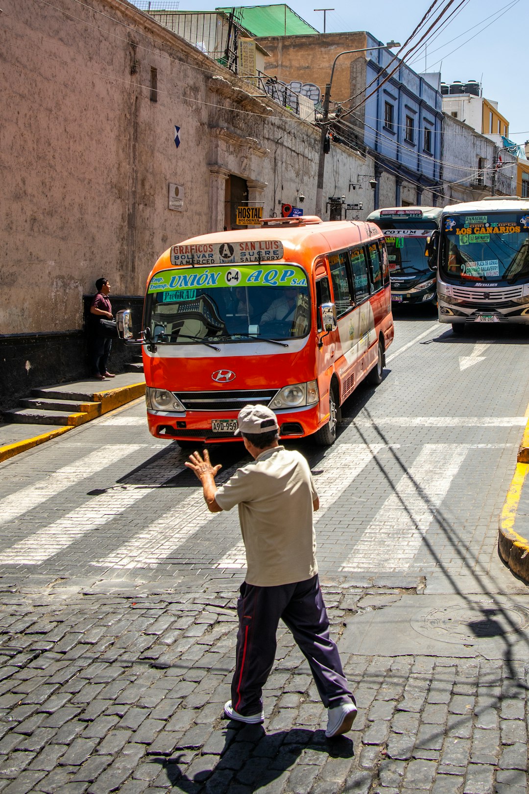 totam dolores necessitatibus autem 12