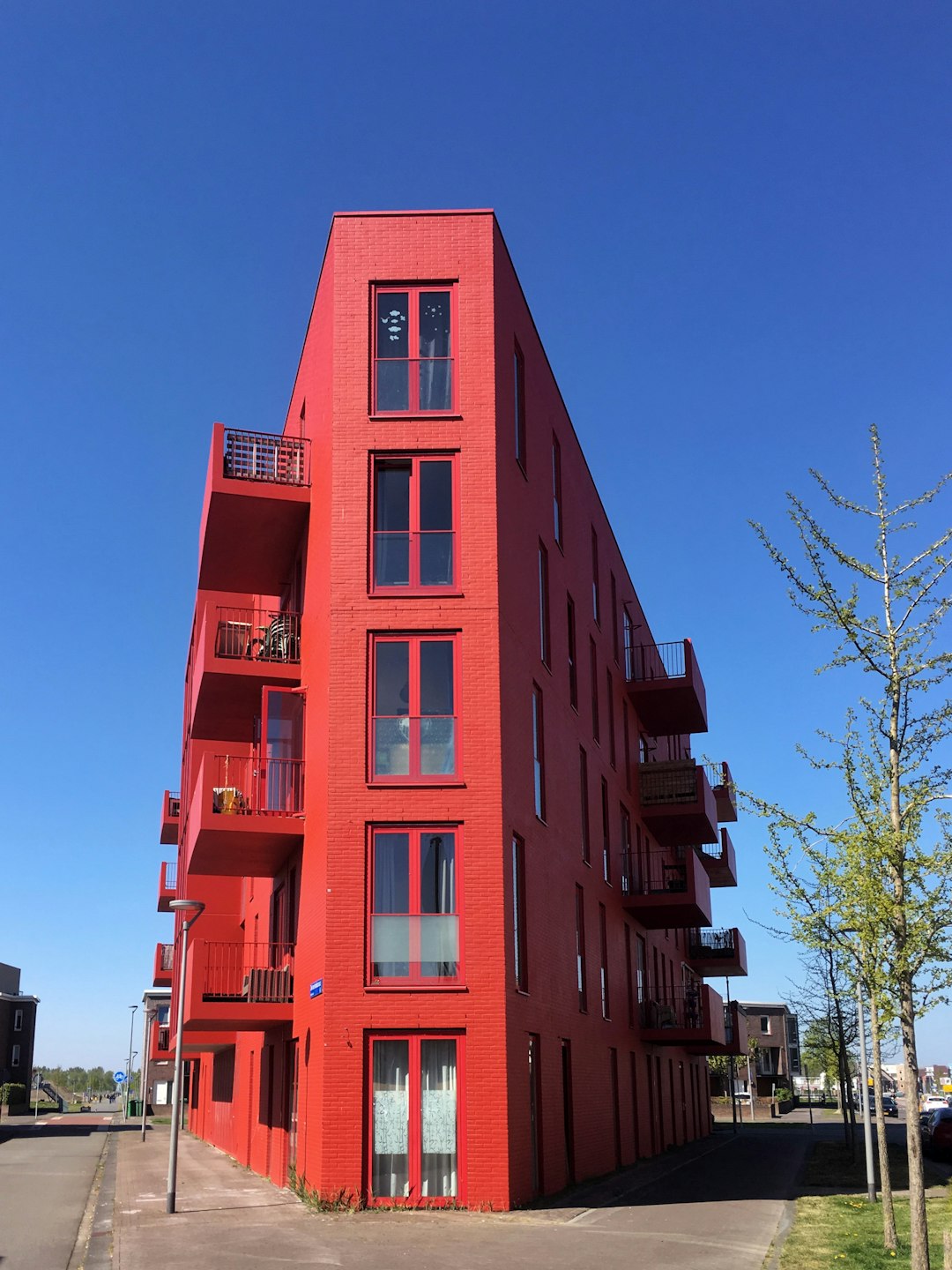 et velit atque architecto 9