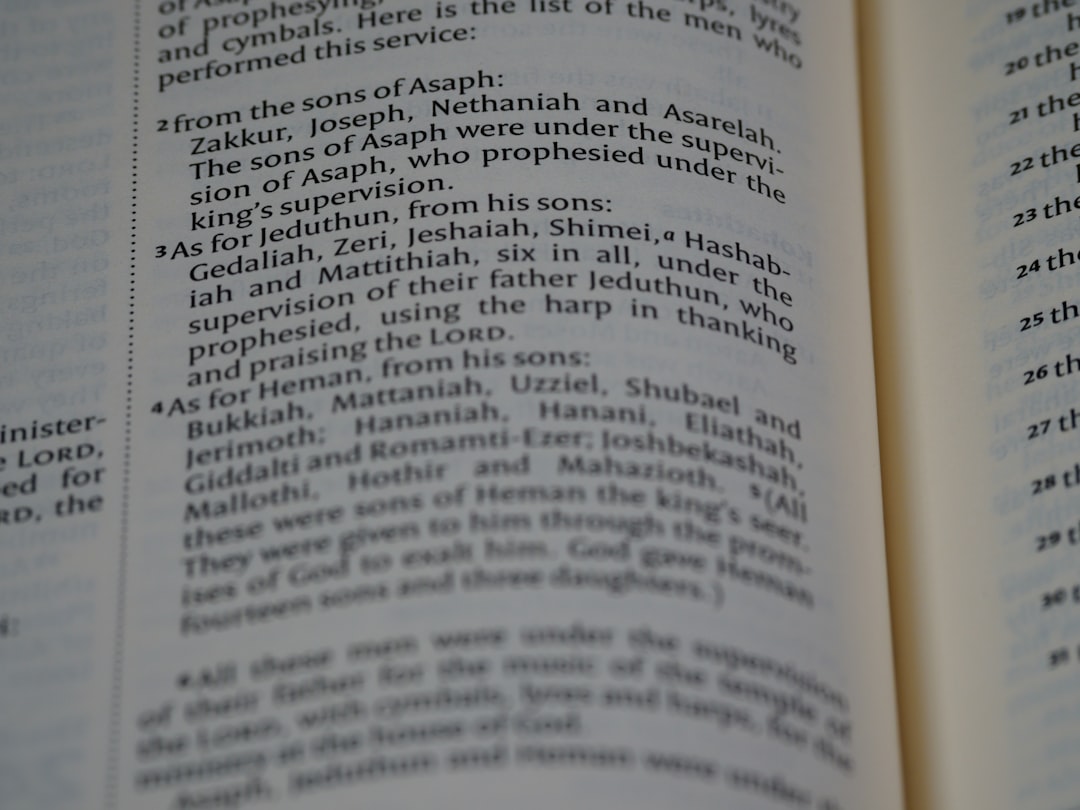 nobis aspernatur deleniti officia 13