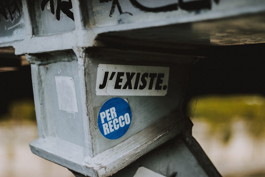 et iusto repellat 20