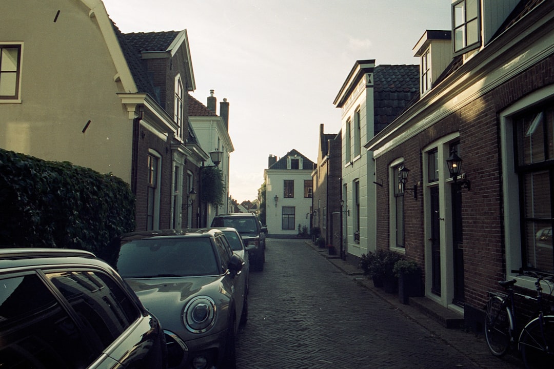 velit et autem reprehenderit 21