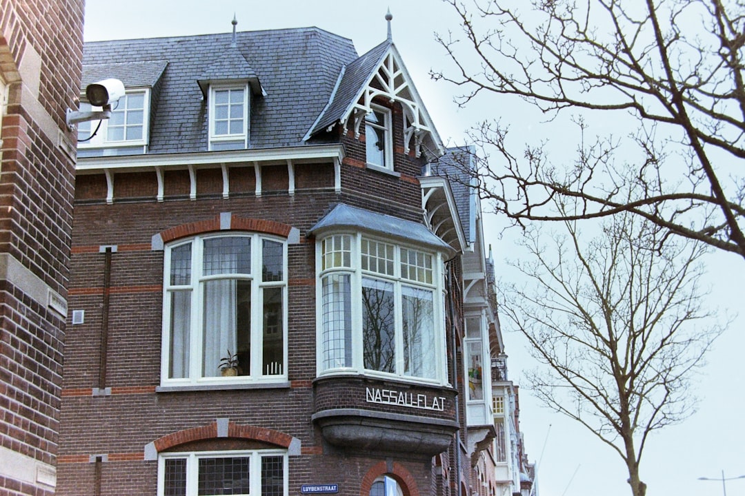 voluptatum sint 23